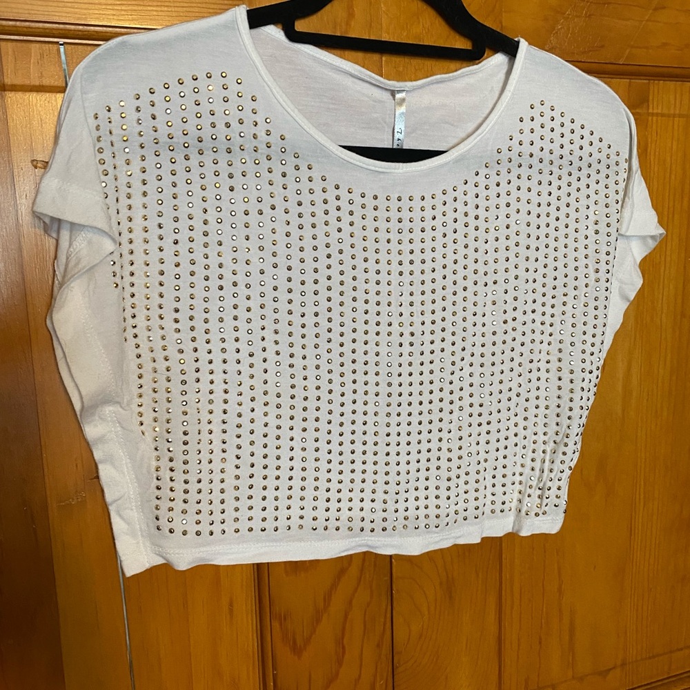 Gold studied white crop top. Size small. Great look for the holidays